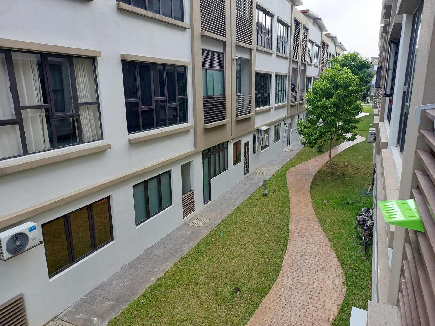 FOR RENT - N'Dira 16 Forest Corner House (Sierra MRT), Puchong