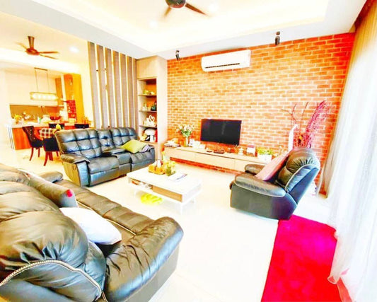 3 STOREY D'ISLAND WITH PRIVATE LIFT, PUCHONG