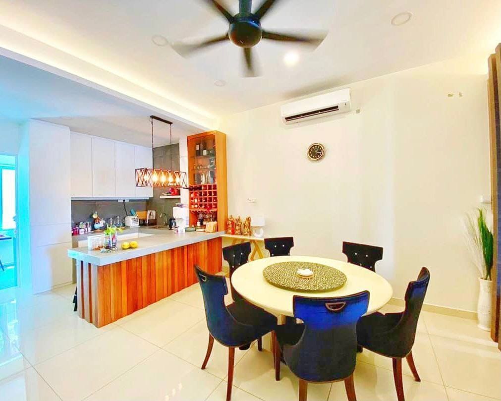 3 STOREY D'ISLAND WITH PRIVATE LIFT, PUCHONG