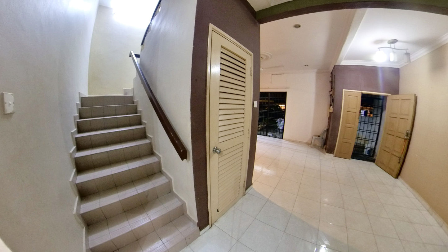 FOR RENT - 3 Storey Terrace, Park Avenue, Seremban