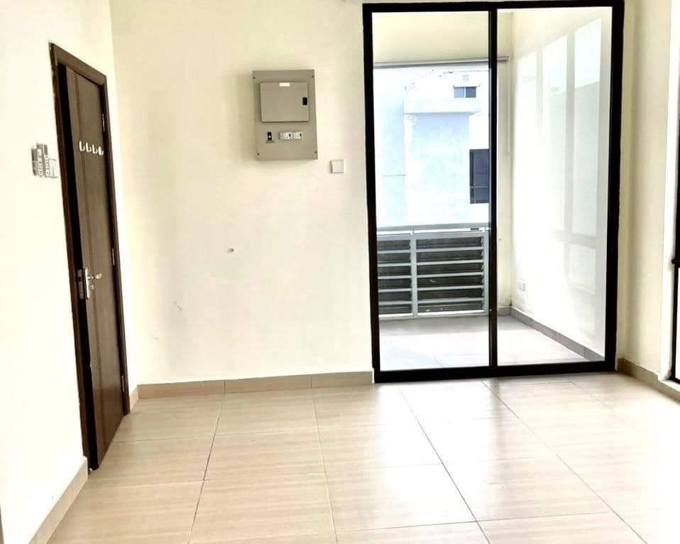 3 STOREY SEMI-D TAMAN SINAR MAHKOTA BANDAR MAHKOTA CHERAS
