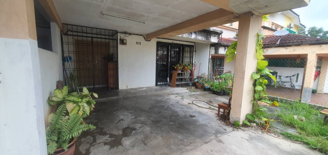 FOR RENT - 3 Storey Terrace, Park Avenue, Seremban