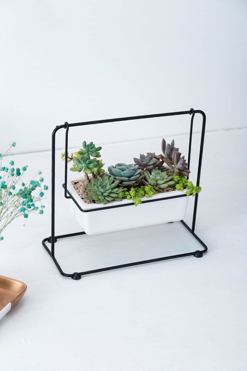 META SPACE GARDENS Swing Plant Pot