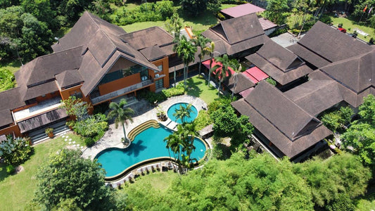 Balinese Bungalow with Resort Home Style at Sungai Kantan, Kajang, Selangor