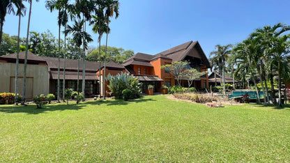 Balinese Bungalow with Resort Home Style at Sungai Kantan, Kajang, Selangor